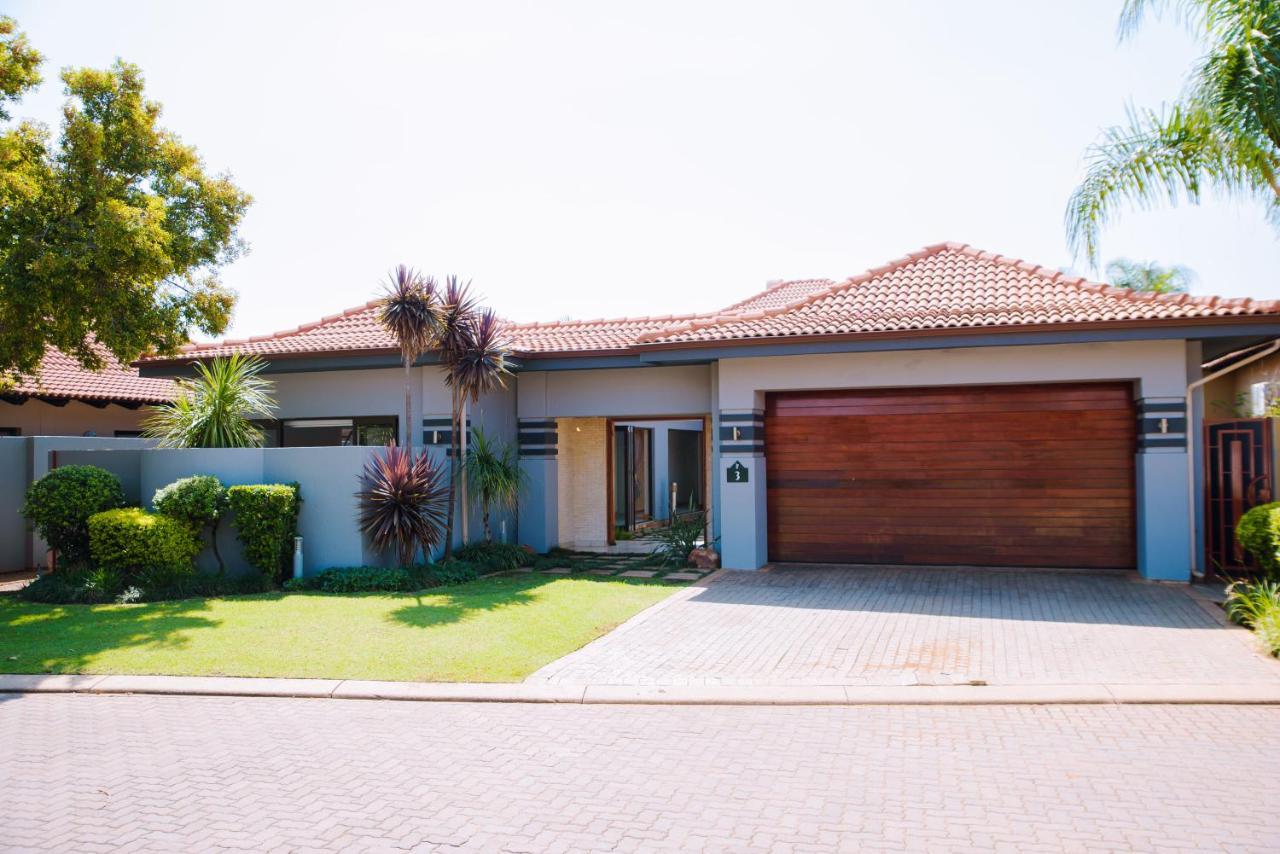 Dam View House * Hartbeespoort